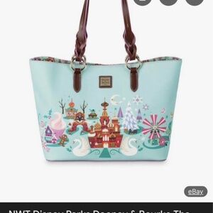 XL Disney Nutcracker and the Four Realms Tote